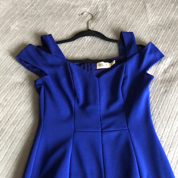 LIKE NEW Eliza J Cold Shoulder Cobalt Cocktail Dress - Picture 4 of 7